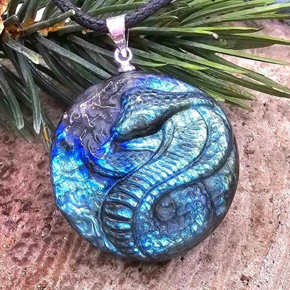 Nature Labradorite Snake Cobra Pendant Necklace - Picture 1 of 10